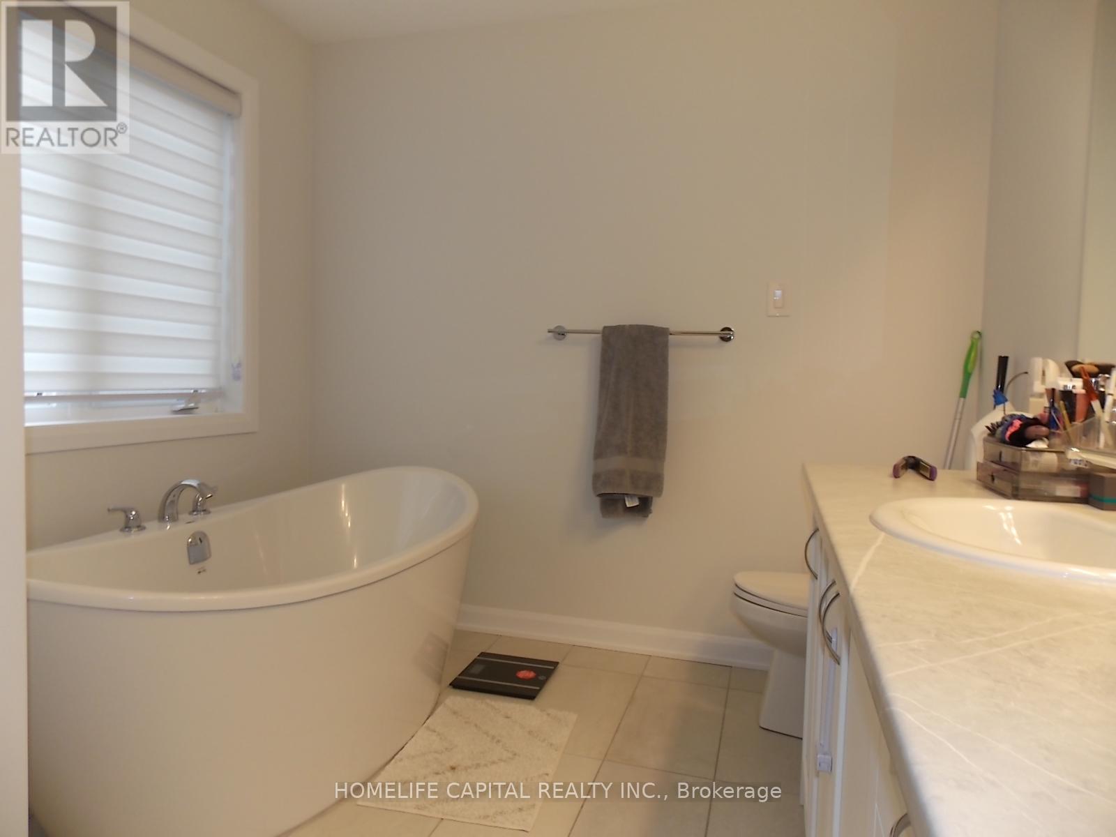 110 Lynn Coulter Street, Ottawa, Ontario  K2J 7C5 - Photo 7 - X12975372