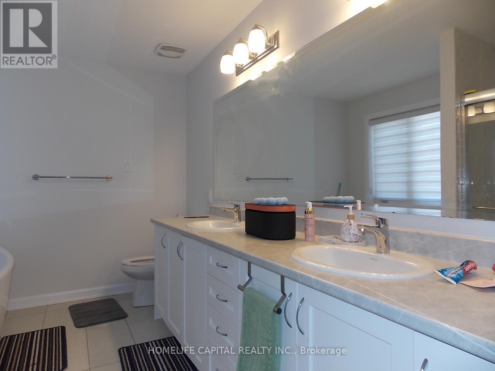 110 Lynn Coulter Street, Ottawa, Ontario  K2J 7C5 - Photo 9 - X12975372