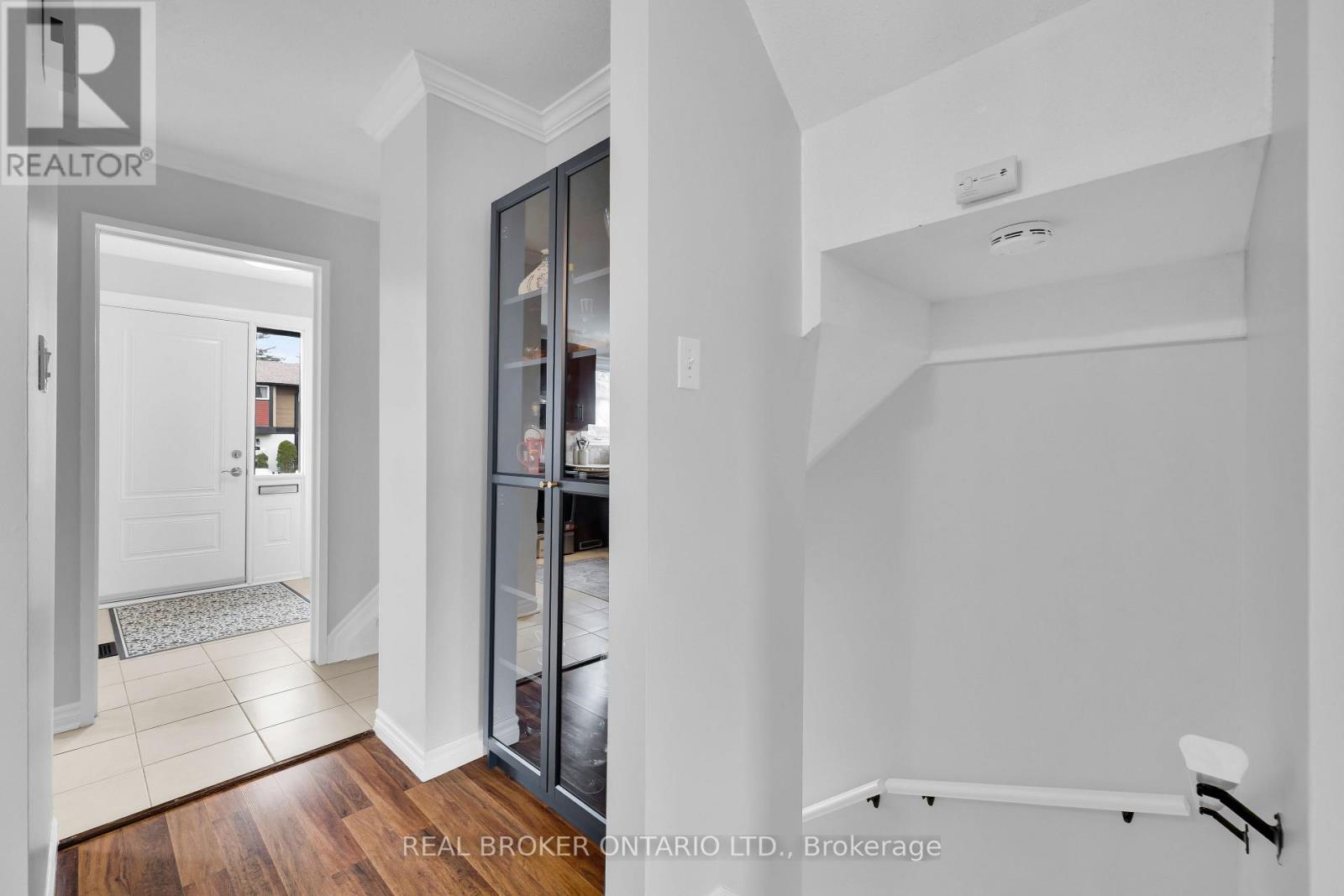 101 Mcclintock Way, Ottawa, Ontario  K2L 2A5 - Photo 14 - X12975432