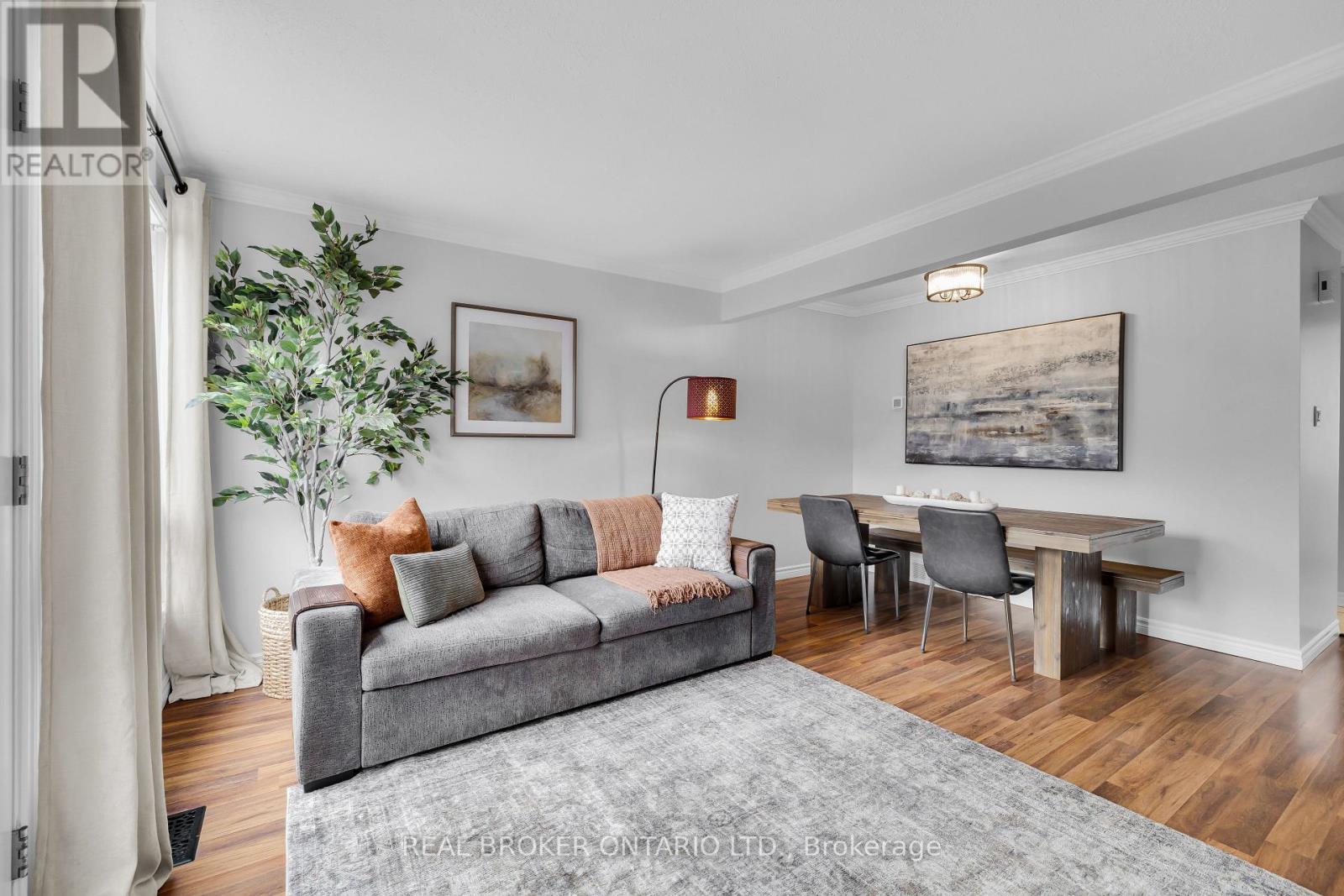 101 Mcclintock Way, Ottawa, Ontario  K2L 2A5 - Photo 7 - X12975432