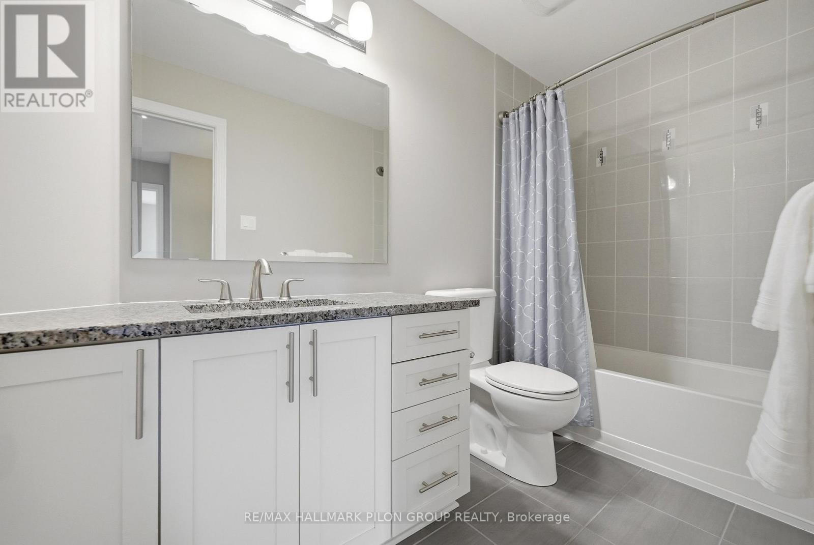 528 Silvertip Lane, Ottawa, Ontario  K2T 0H7 - Photo 10 - X12975458