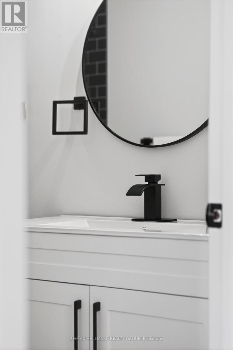 8 - 740 Morin Street, Ottawa, Ontario K1K 3G9 - Photo 37 - X12975540