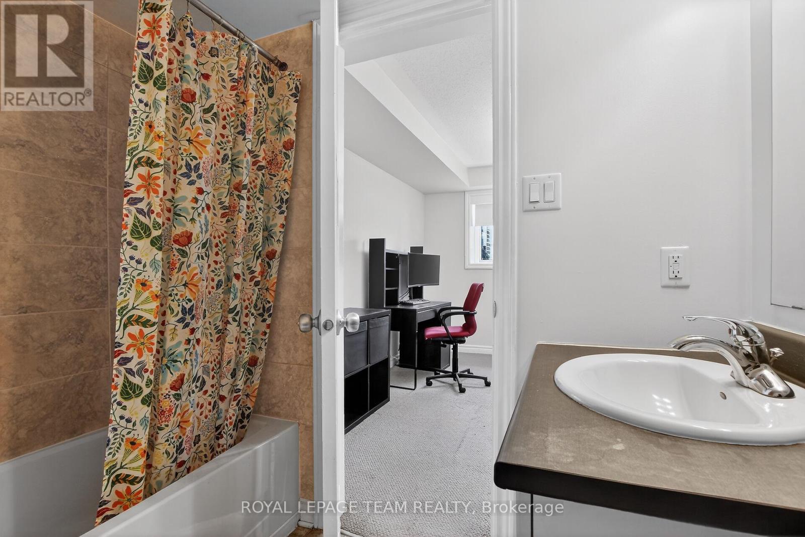 627b Chapman Mills Drive, Ottawa, Ontario  K2J 5T1 - Photo 21 - X12975584