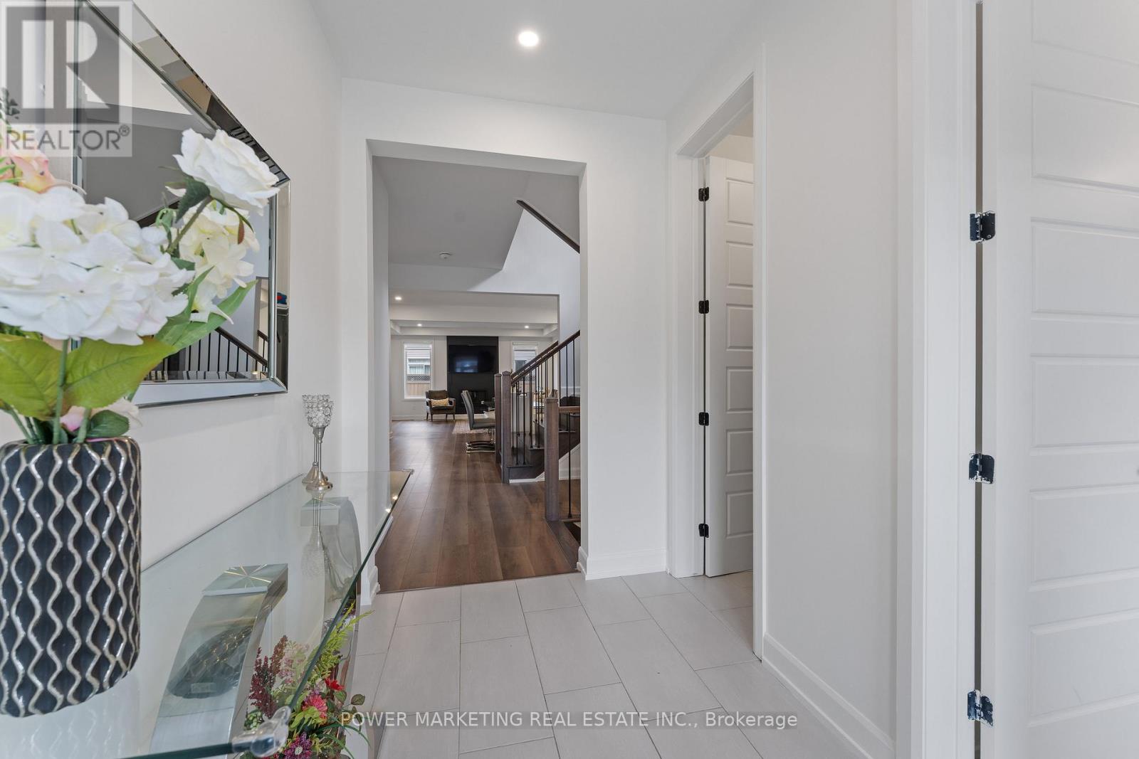 159 Celestial Grove, Ottawa, Ontario  K2J 6K6 - Photo 6 - X12975592