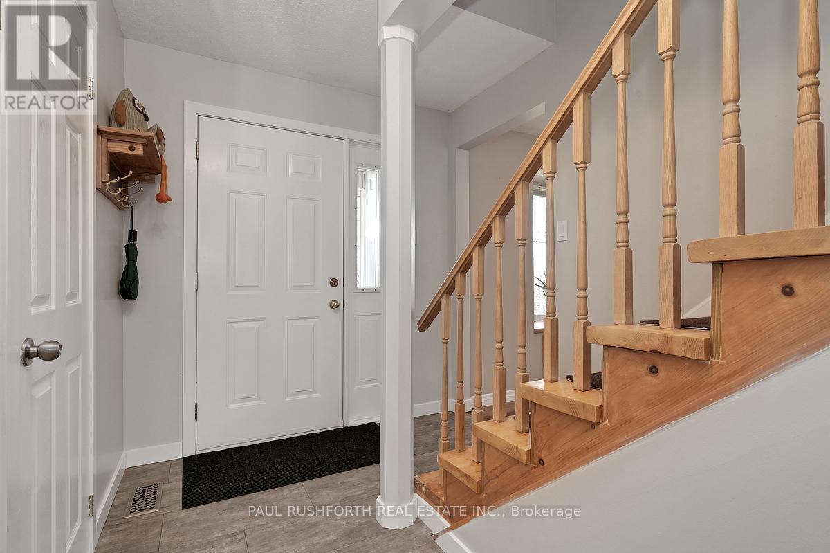 2378 Russland Road, Russell, Ontario  K0A 3H0 - Photo 4 - X12975604