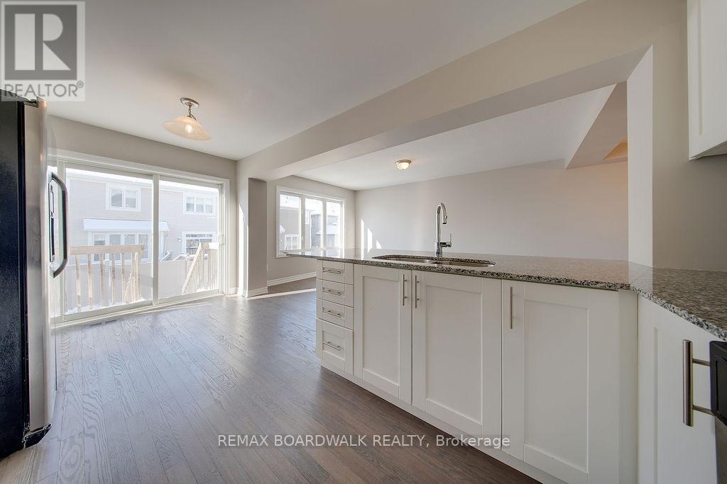 132 Conifer Creek Circle, Ottawa, Ontario  K2M 0M2 - Photo 22 - X12975608