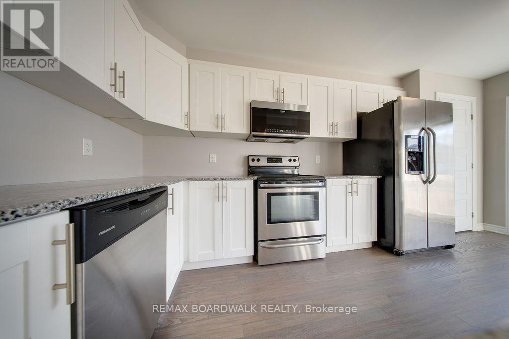 132 Conifer Creek Circle, Ottawa, Ontario  K2M 0M2 - Photo 24 - X12975608