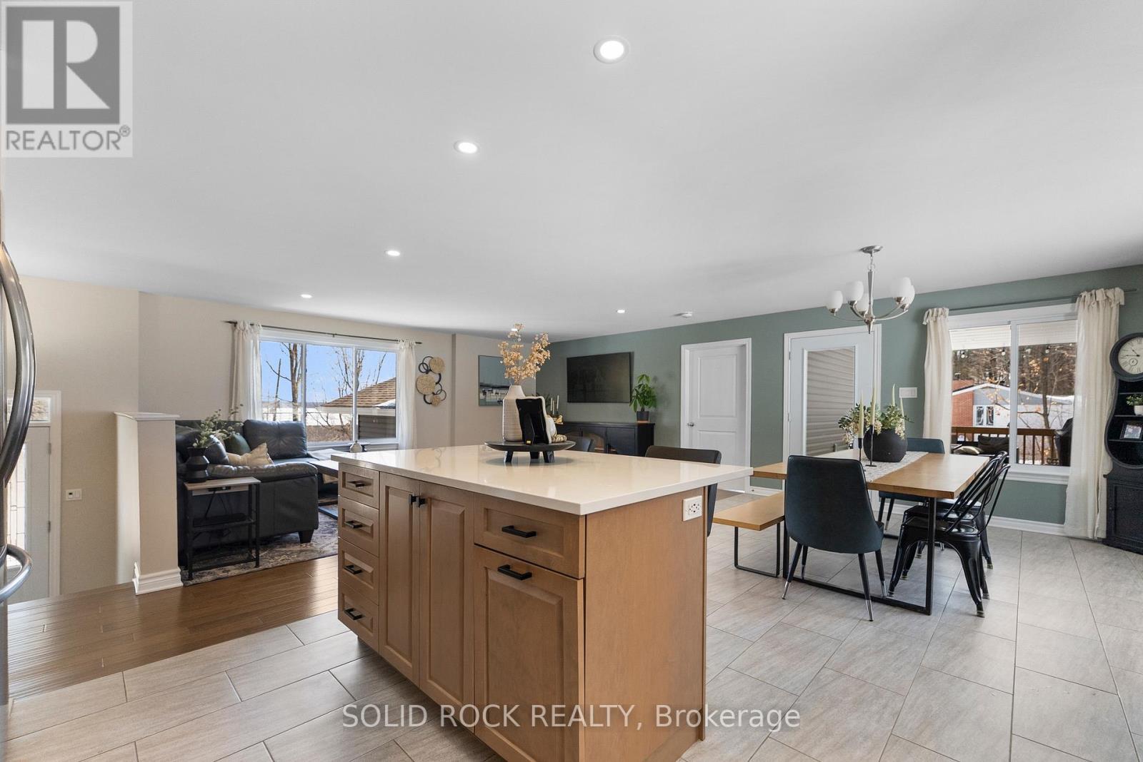 1775 River Road, Mcnab/braeside, Ontario  K0A 1G0 - Photo 14 - X12975652