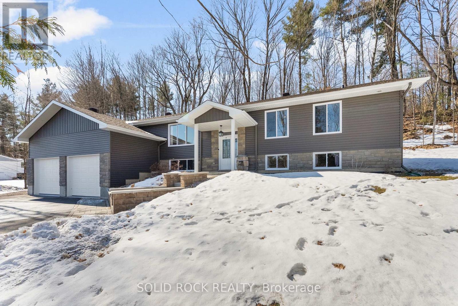1775 River Road, Mcnab/braeside, Ontario  K0A 1G0 - Photo 3 - X12975652