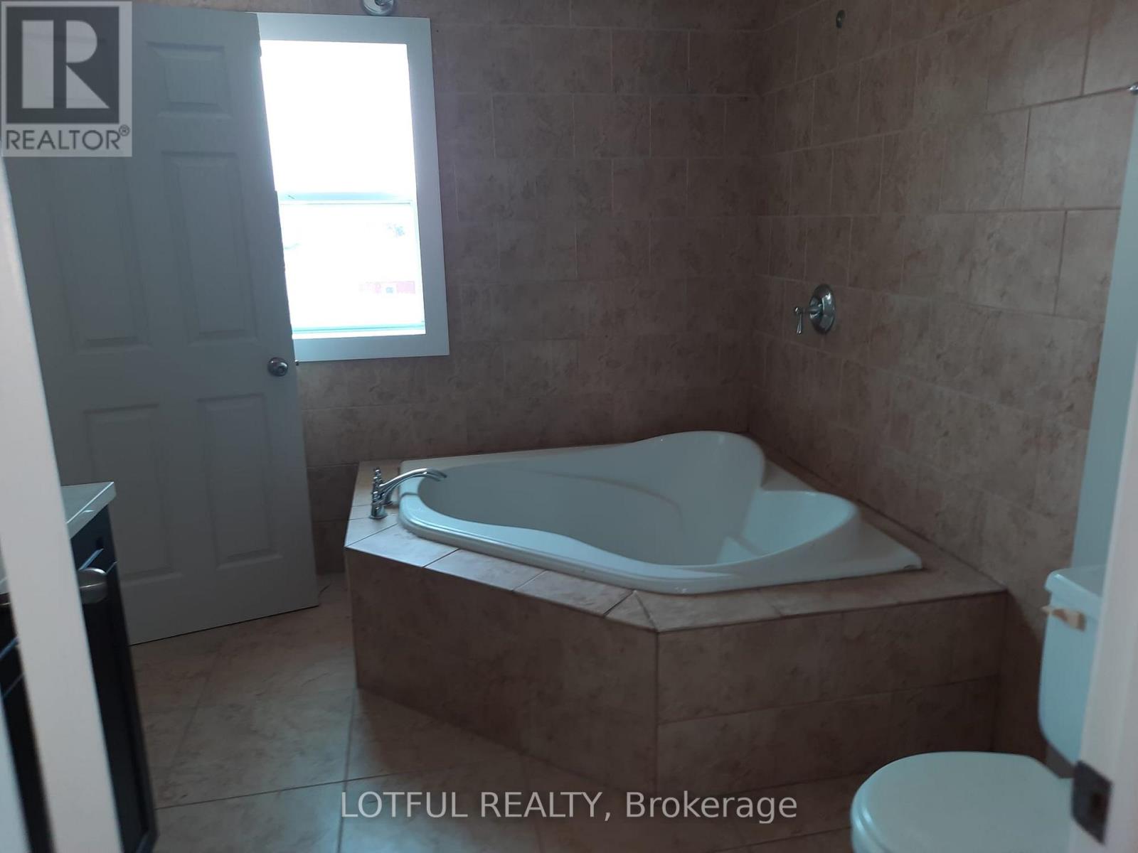 3 - 2084 Dundas Street, Edwardsburgh/cardinal, Ontario  K0E 1E0 - Photo 12 - X12975726