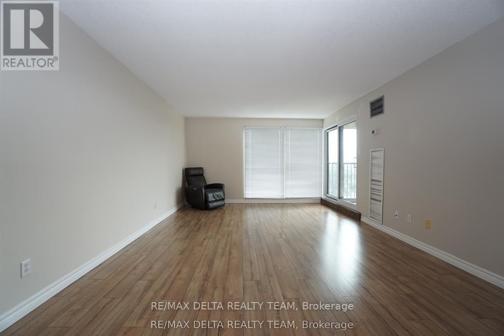 1506 - 545 St Laurent Boulevard, Ottawa, Ontario  K1K 4H9 - Photo 5 - X12975730