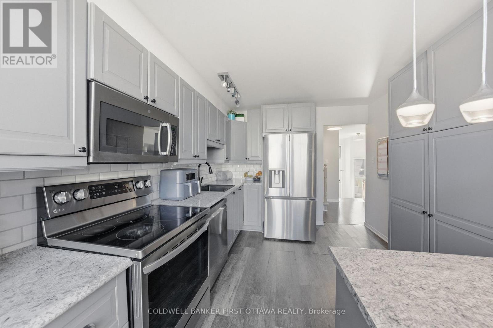 1902 Hennessy Crescent, Ottawa, Ontario  K4A 3X7 - Photo 10 - X12975742