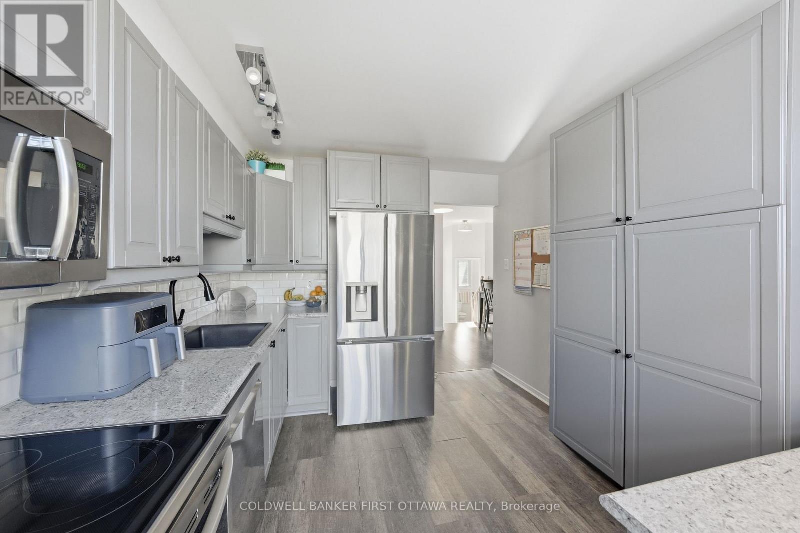 1902 Hennessy Crescent, Ottawa, Ontario  K4A 3X7 - Photo 11 - X12975742