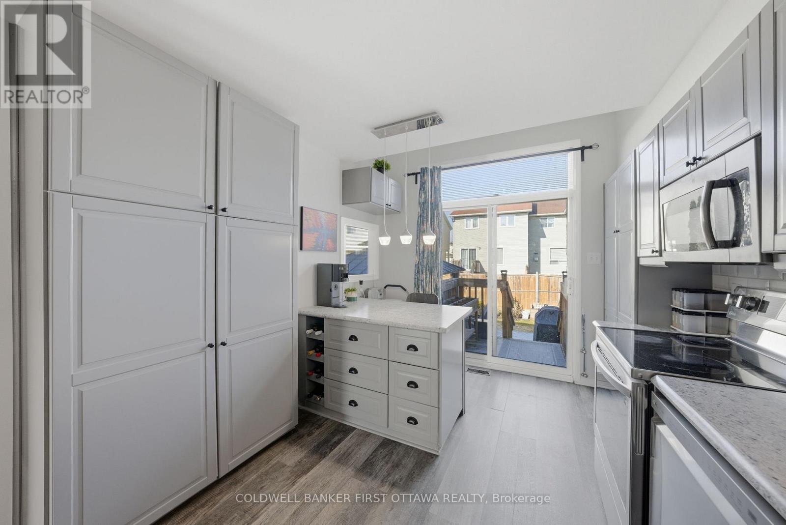 1902 Hennessy Crescent, Ottawa, Ontario  K4A 3X7 - Photo 9 - X12975742