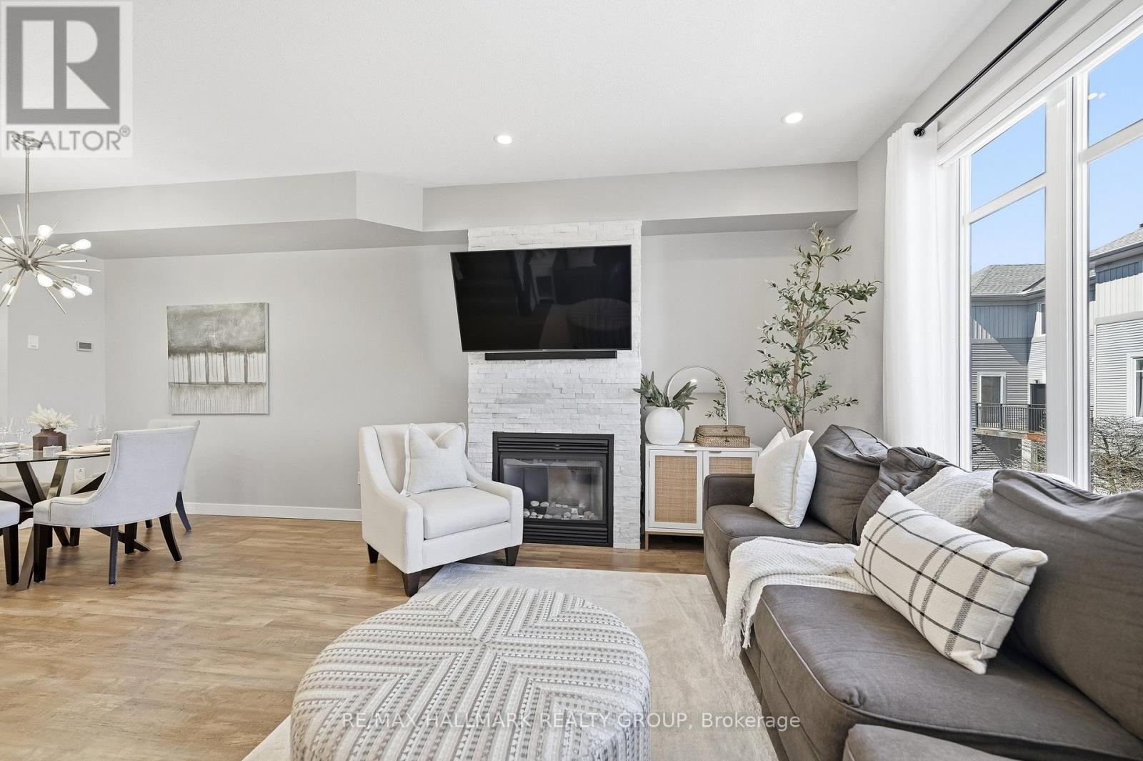 128 Songbird Private, Ottawa, Ontario  K2H 0A2 - Photo 13 - X12975750