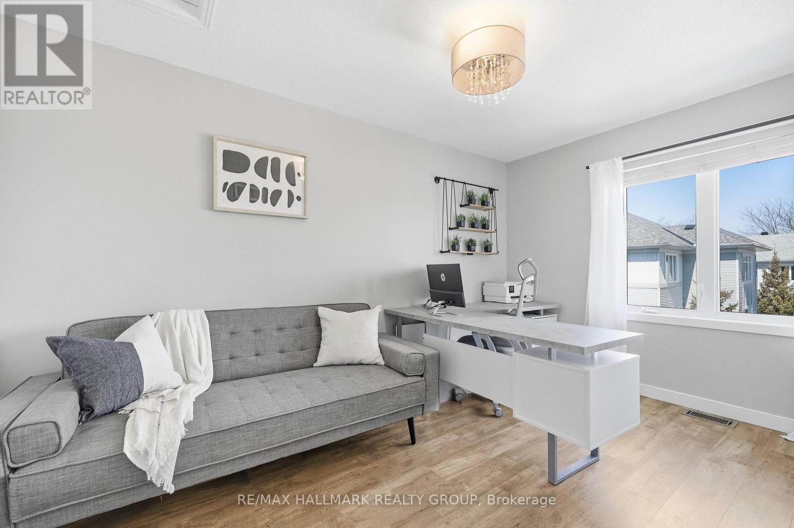 128 Songbird Private, Ottawa, Ontario  K2H 0A2 - Photo 18 - X12975750