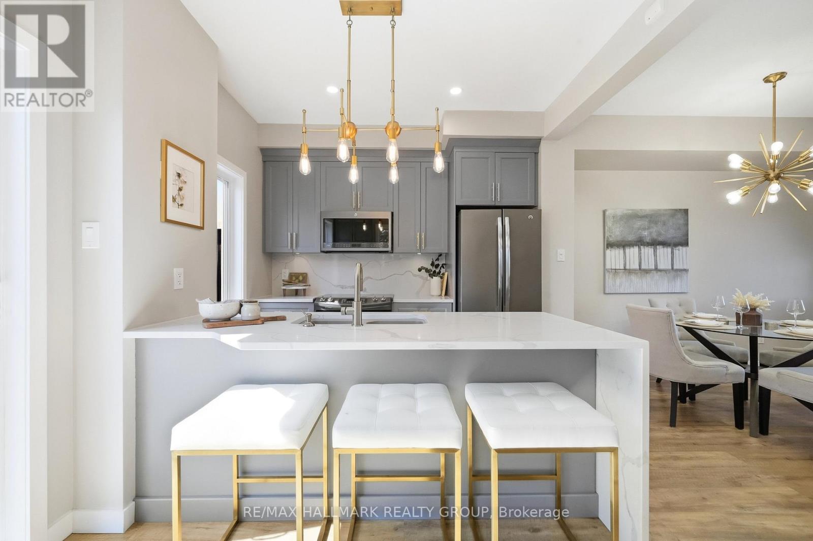 128 Songbird Private, Ottawa, Ontario  K2H 0A2 - Photo 5 - X12975750