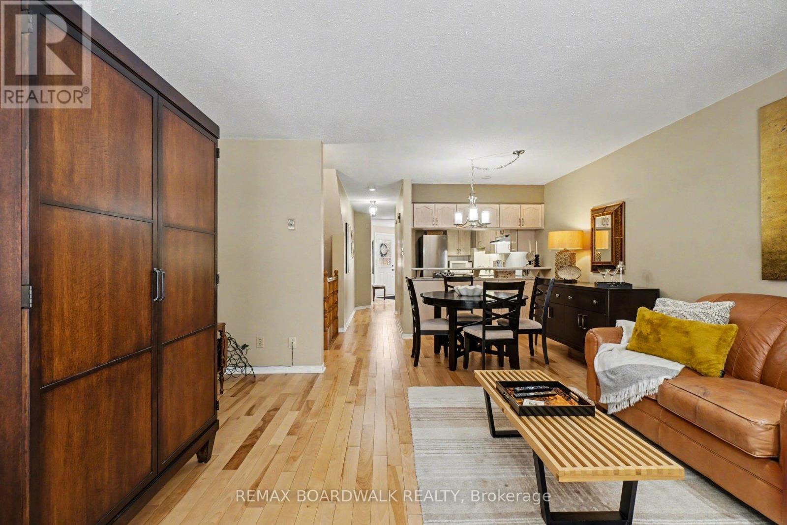 5 Briston Private, Ottawa, Ontario  K1G 5P6 - Photo 16 - X12975752