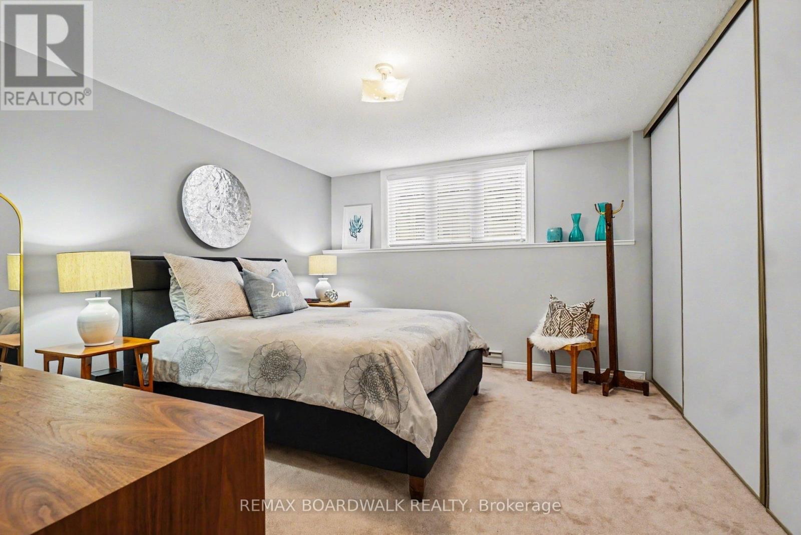 5 Briston Private, Ottawa, Ontario  K1G 5P6 - Photo 18 - X12975752