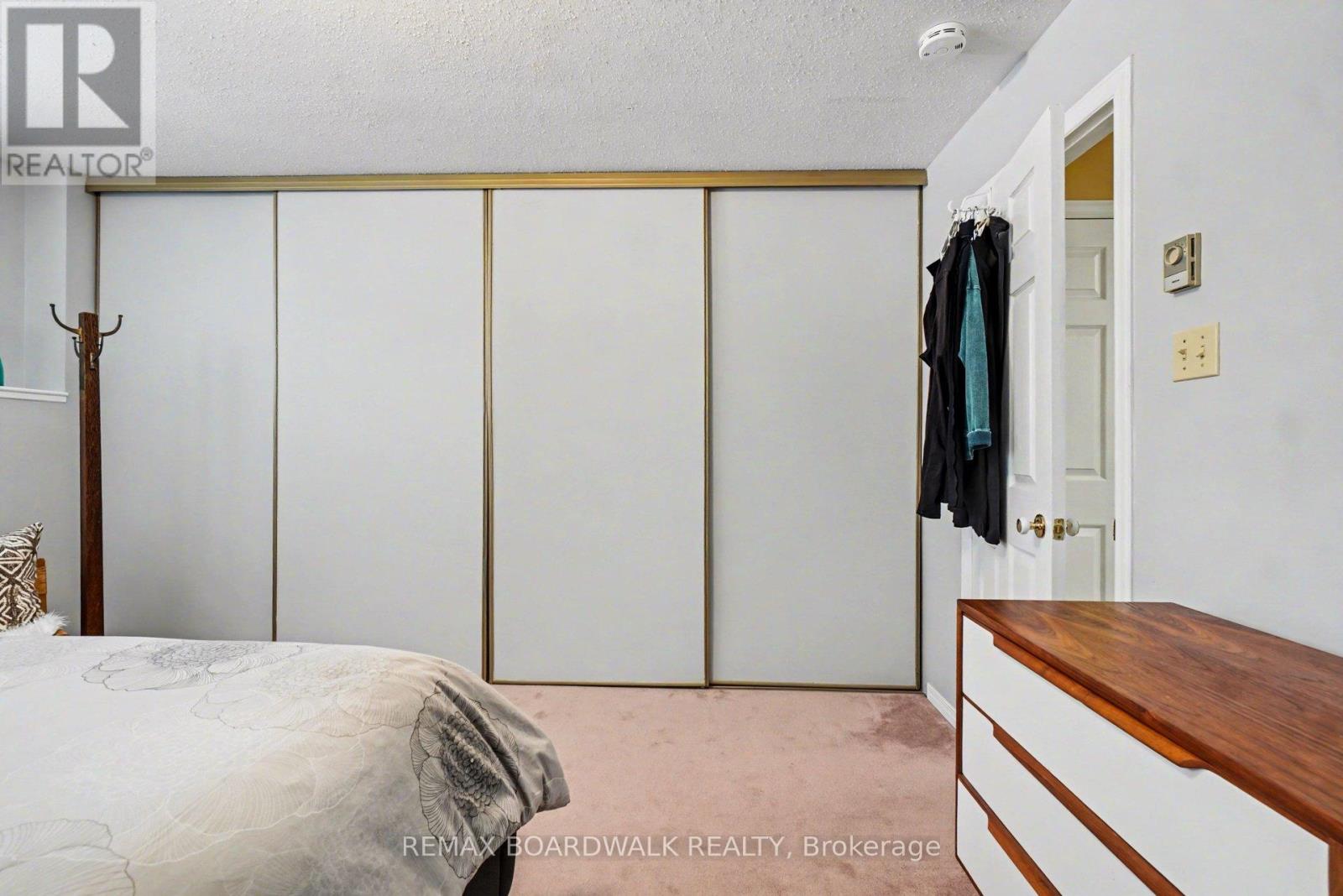 5 Briston Private, Ottawa, Ontario  K1G 5P6 - Photo 19 - X12975752