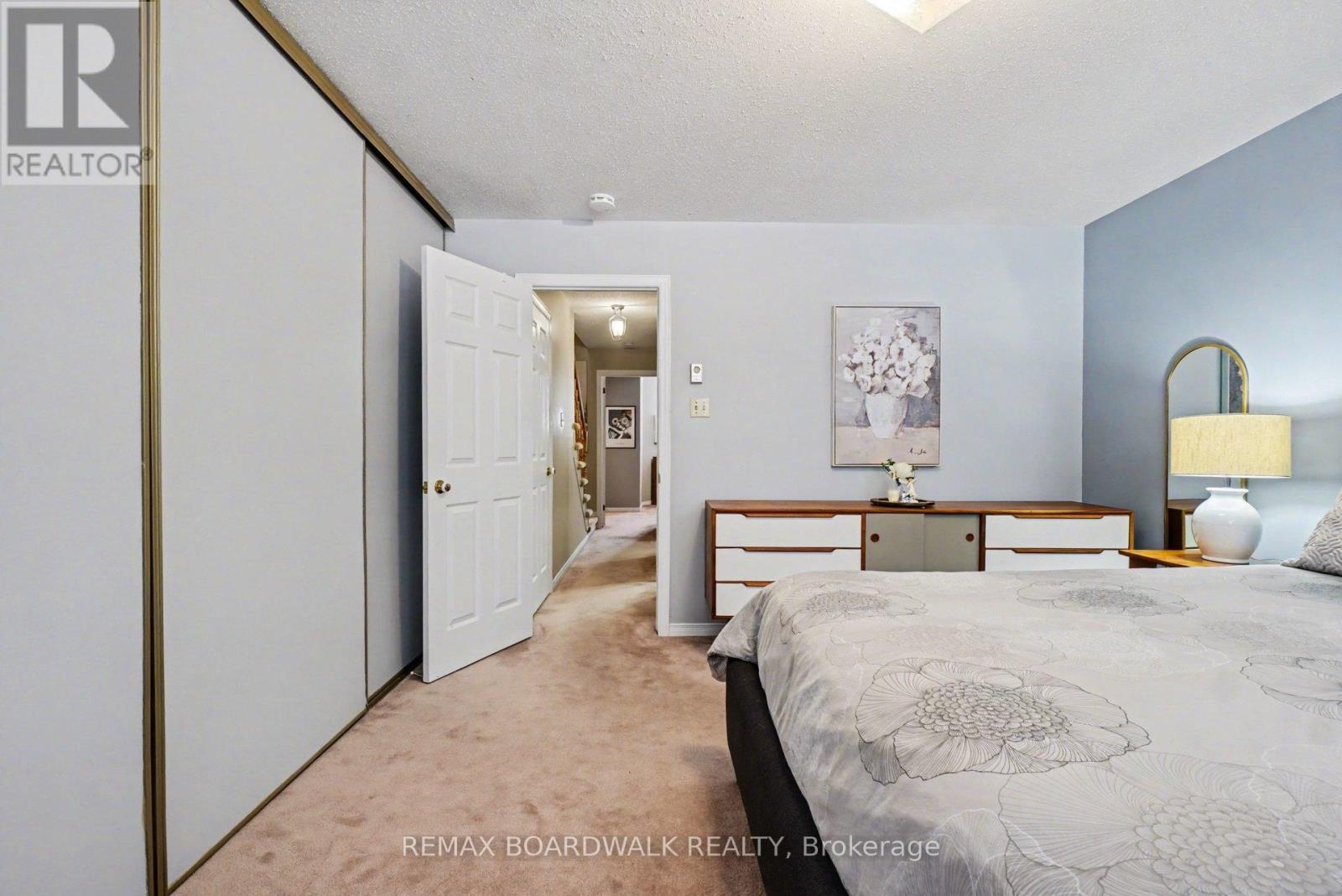 5 Briston Private, Ottawa, Ontario  K1G 5P6 - Photo 20 - X12975752