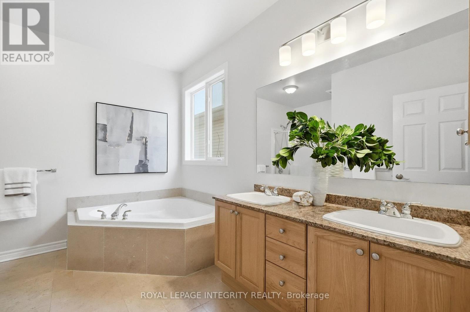 44 Harry Douglas Drive, Ottawa, Ontario  K2S 1Z3 - Photo 19 - X12975780