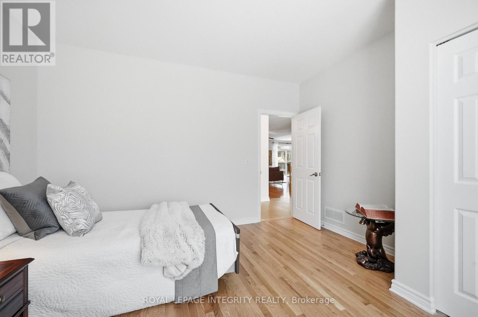 44 Harry Douglas Drive, Ottawa, Ontario  K2S 1Z3 - Photo 22 - X12975780