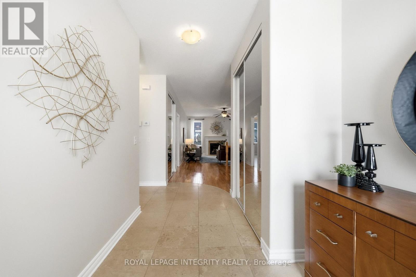 44 Harry Douglas Drive, Ottawa, Ontario  K2S 1Z3 - Photo 3 - X12975780