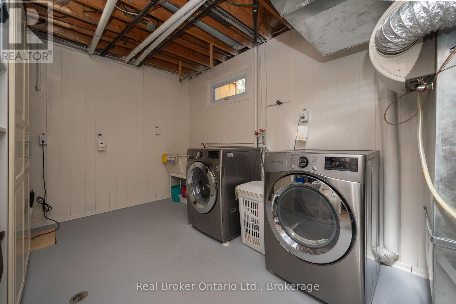 285 Surrey Drive, Oakville, Ontario  L6L 3T6 - Photo 22 - W12975370