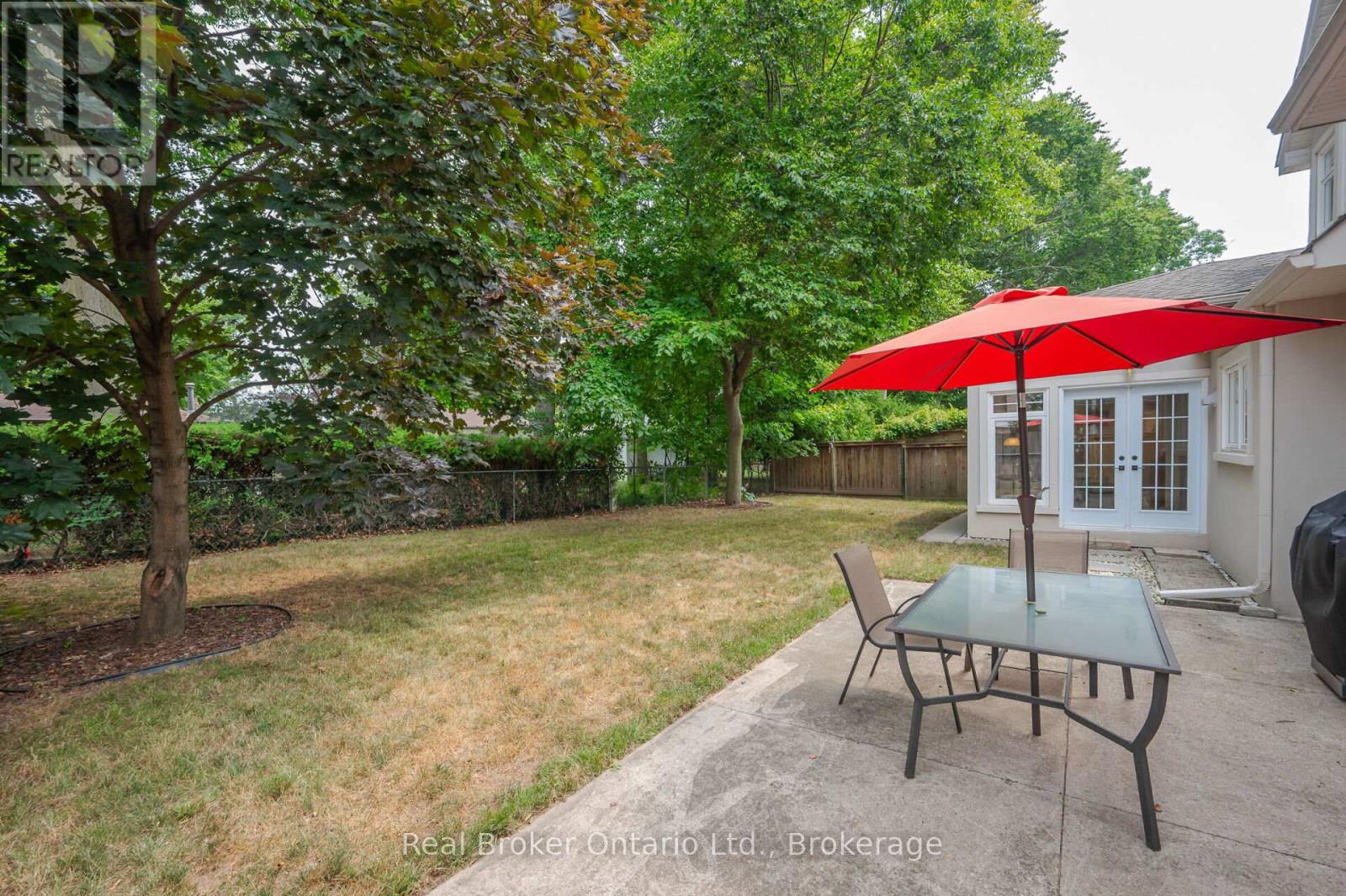 285 Surrey Drive, Oakville, Ontario  L6L 3T6 - Photo 40 - W12975370