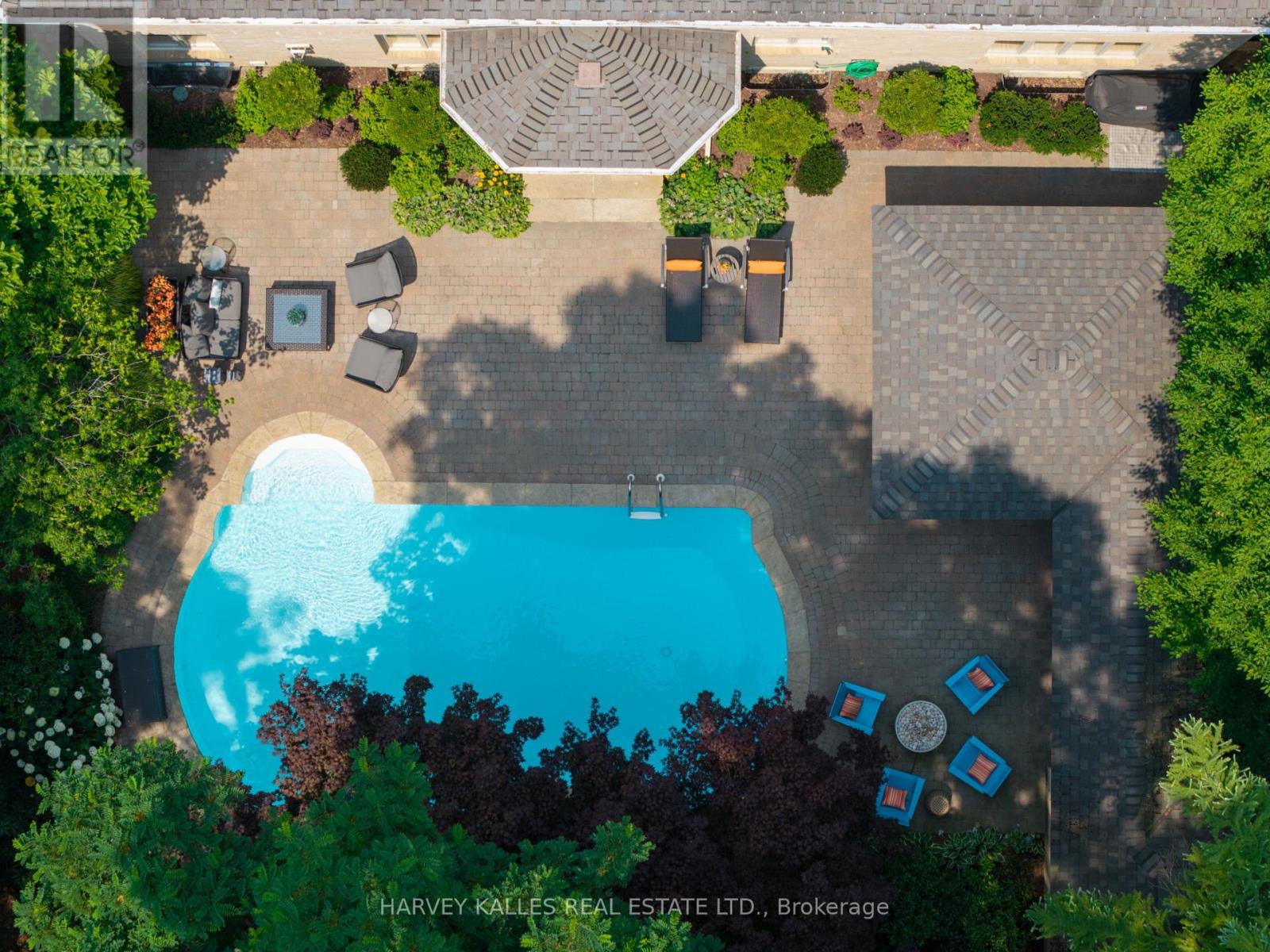 7 Romney Road, Toronto, Ontario  M9A 4E9 - Photo 27 - W12969360