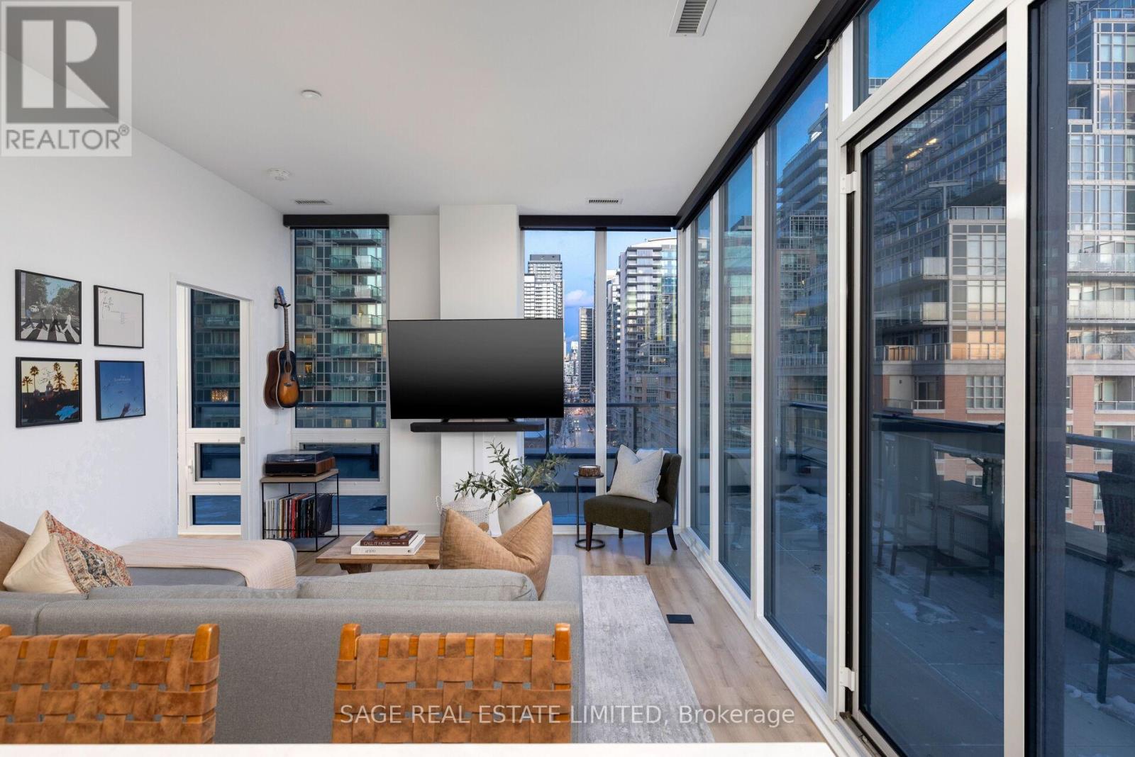 715 - 135 East Liberty Street, Toronto, Ontario M6K 0G7 - Photo 4 - C12901670