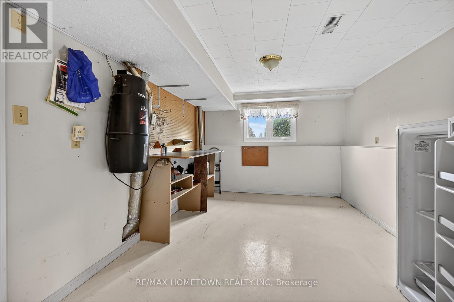 56 Cambridge Crescent, Brockville, Ontario  K6V 6L8 - Photo 33 - X12975550