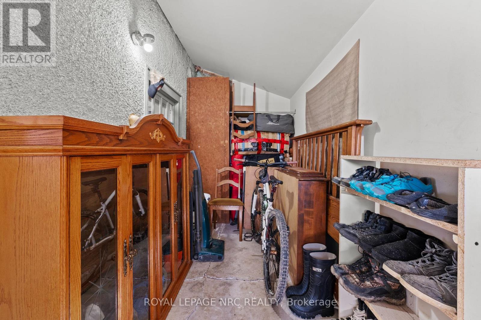 42 Leeper Street, St. Catharines, Ontario  L2S 2N2 - Photo 12 - X12975544