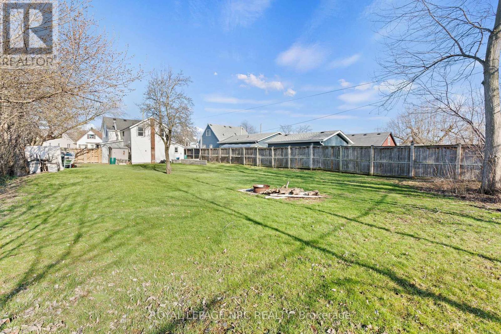 42 Leeper Street, St. Catharines, Ontario  L2S 2N2 - Photo 27 - X12975544