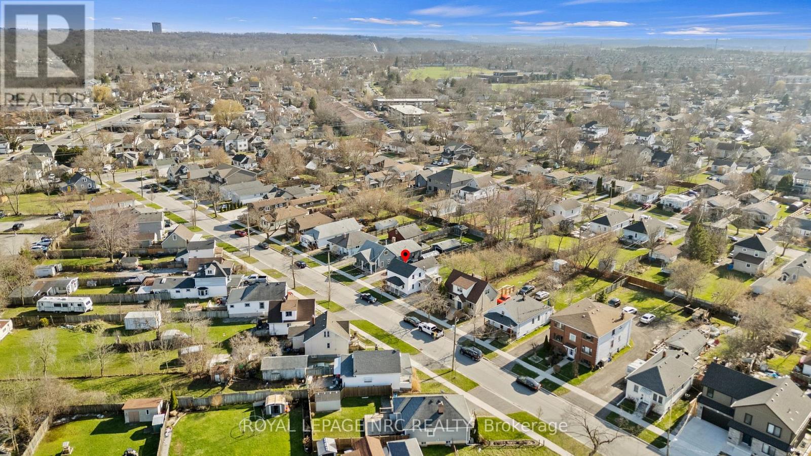 42 Leeper Street, St. Catharines, Ontario  L2S 2N2 - Photo 32 - X12975544