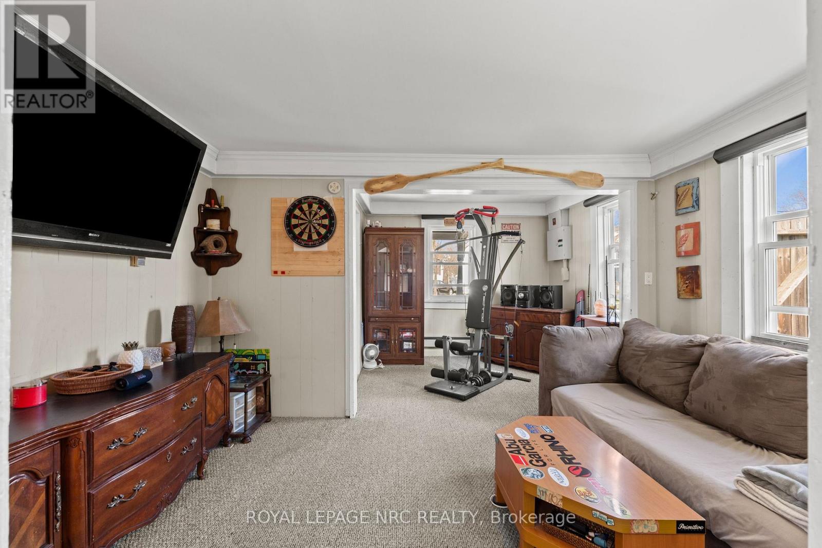 42 Leeper Street, St. Catharines, Ontario  L2S 2N2 - Photo 5 - X12975544