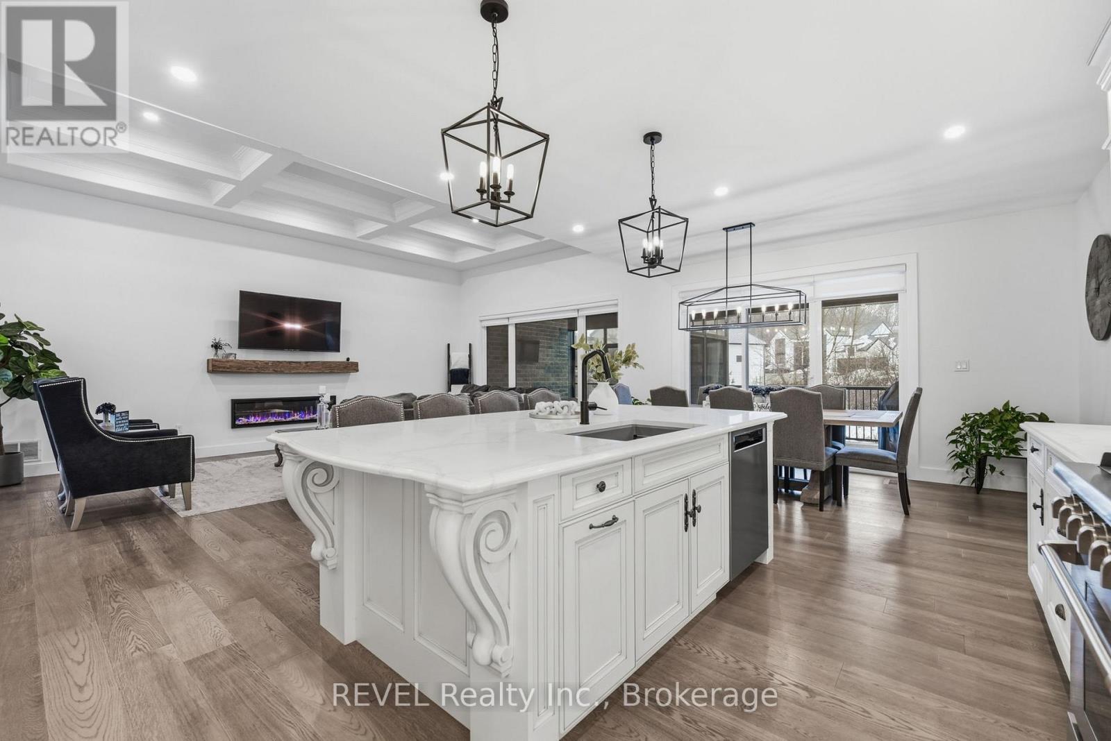 18 Four Mile Creek Road, Niagara-On-The-Lake, Ontario  L0S 1J1 - Photo 16 - X12975728