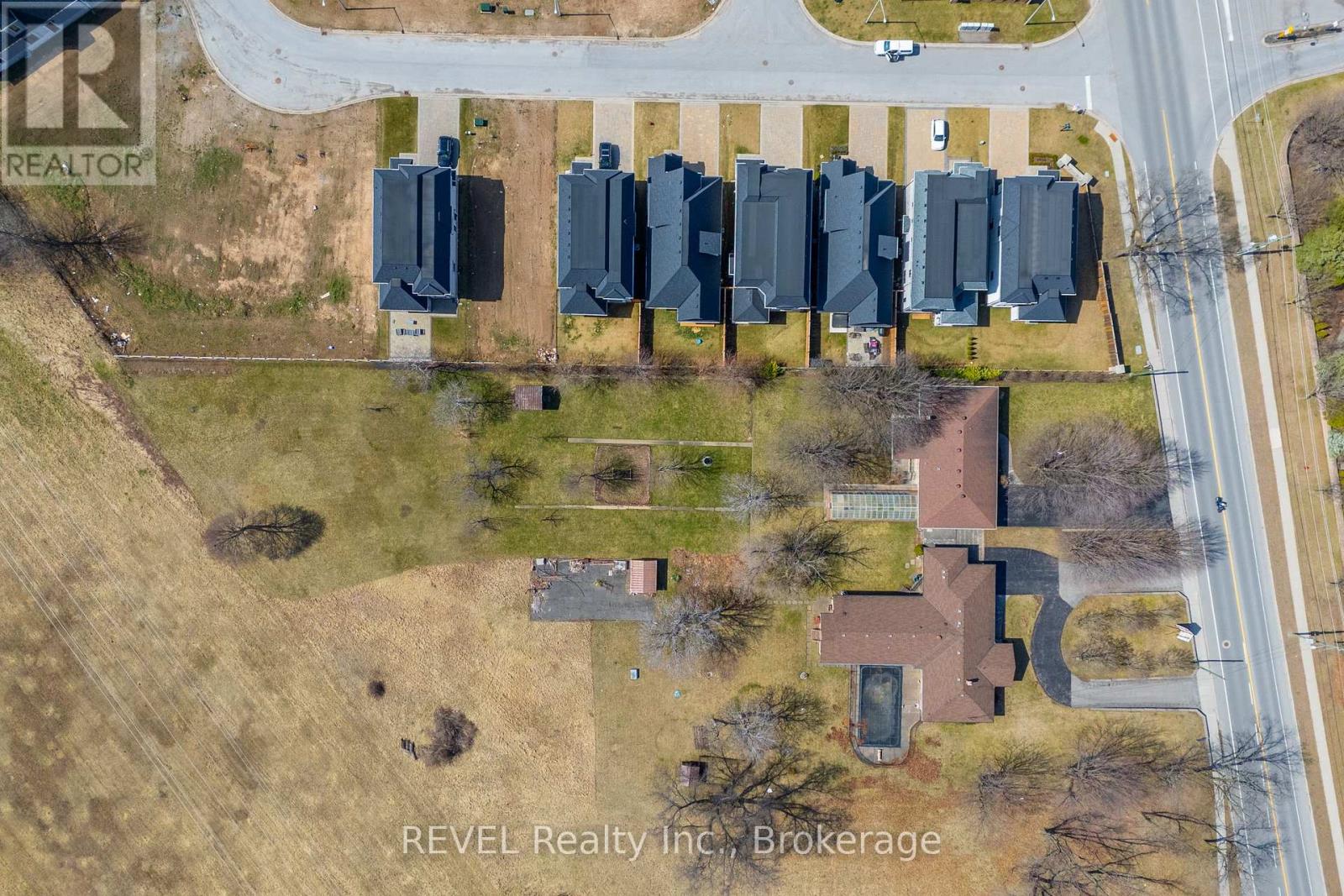 6398 Mountain Road, Niagara Falls, Ontario  L2E 6S4 - Photo 44 - X12975736