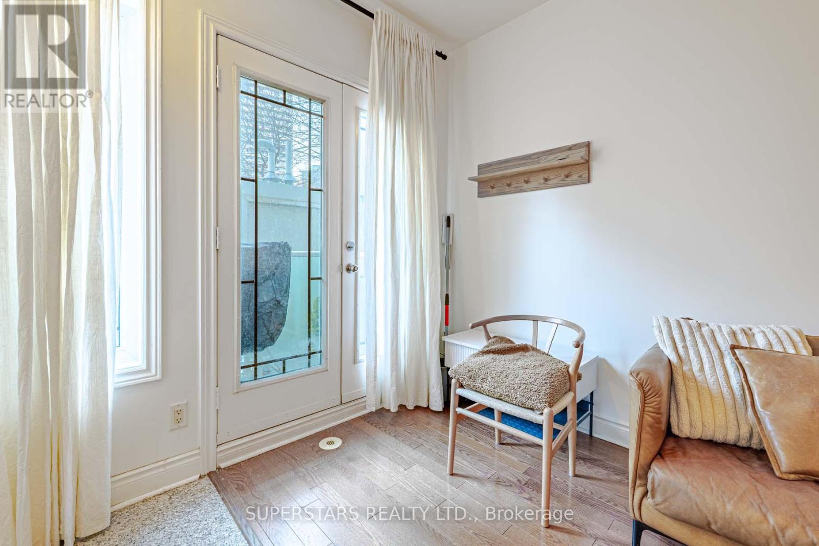 16 - 70 Byng Avenue, Toronto, Ontario  M2N 7L9 - Photo 4 - C12975382