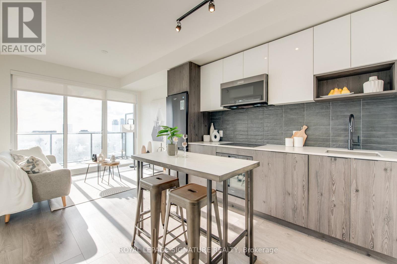 1804 - 5 Defries Street, Toronto, Ontario  M5A 0W7 - Photo 3 - C12975414