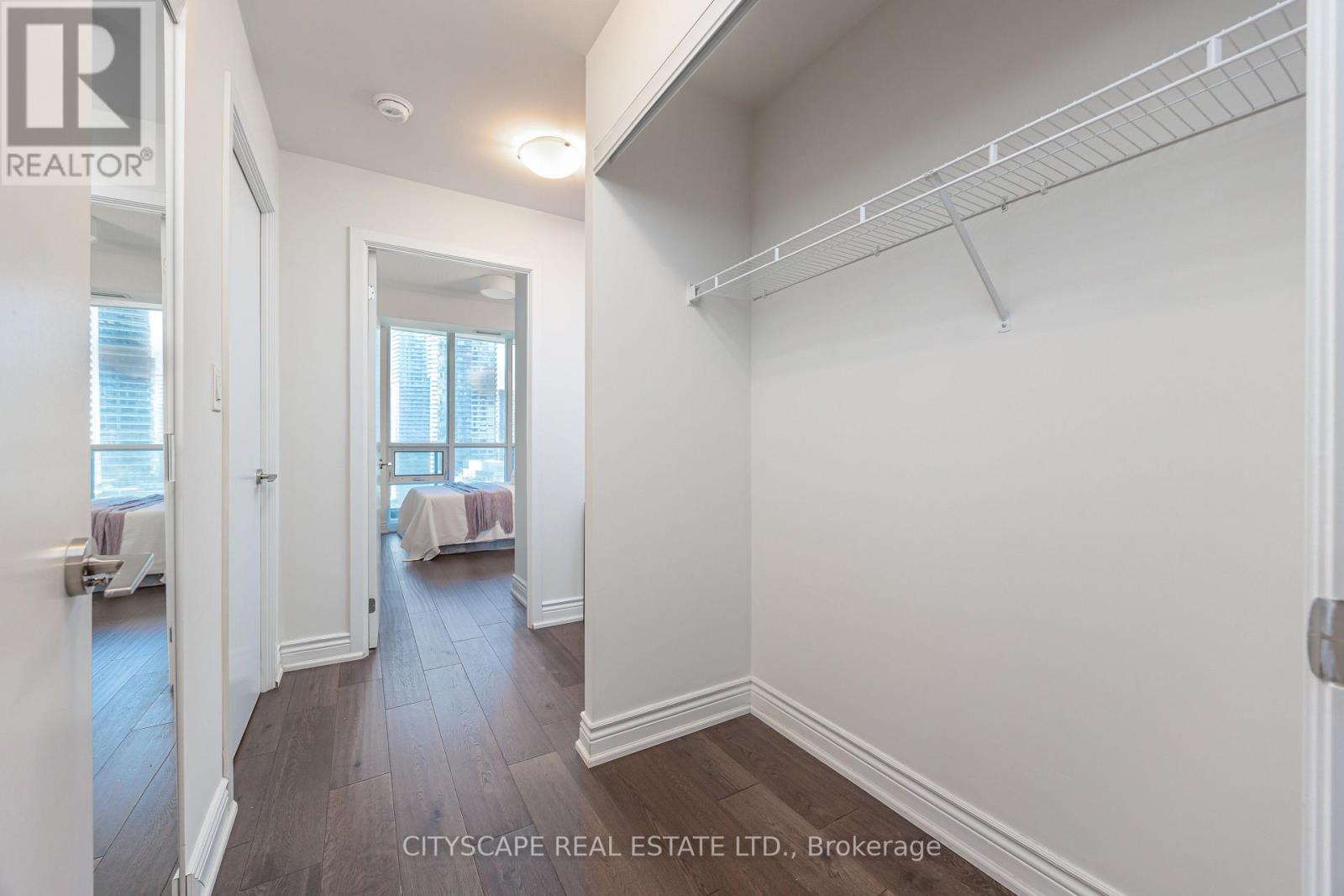 1901 - 18 Harbour Street, Toronto, Ontario  M5J 2Z6 - Photo 20 - C12975424