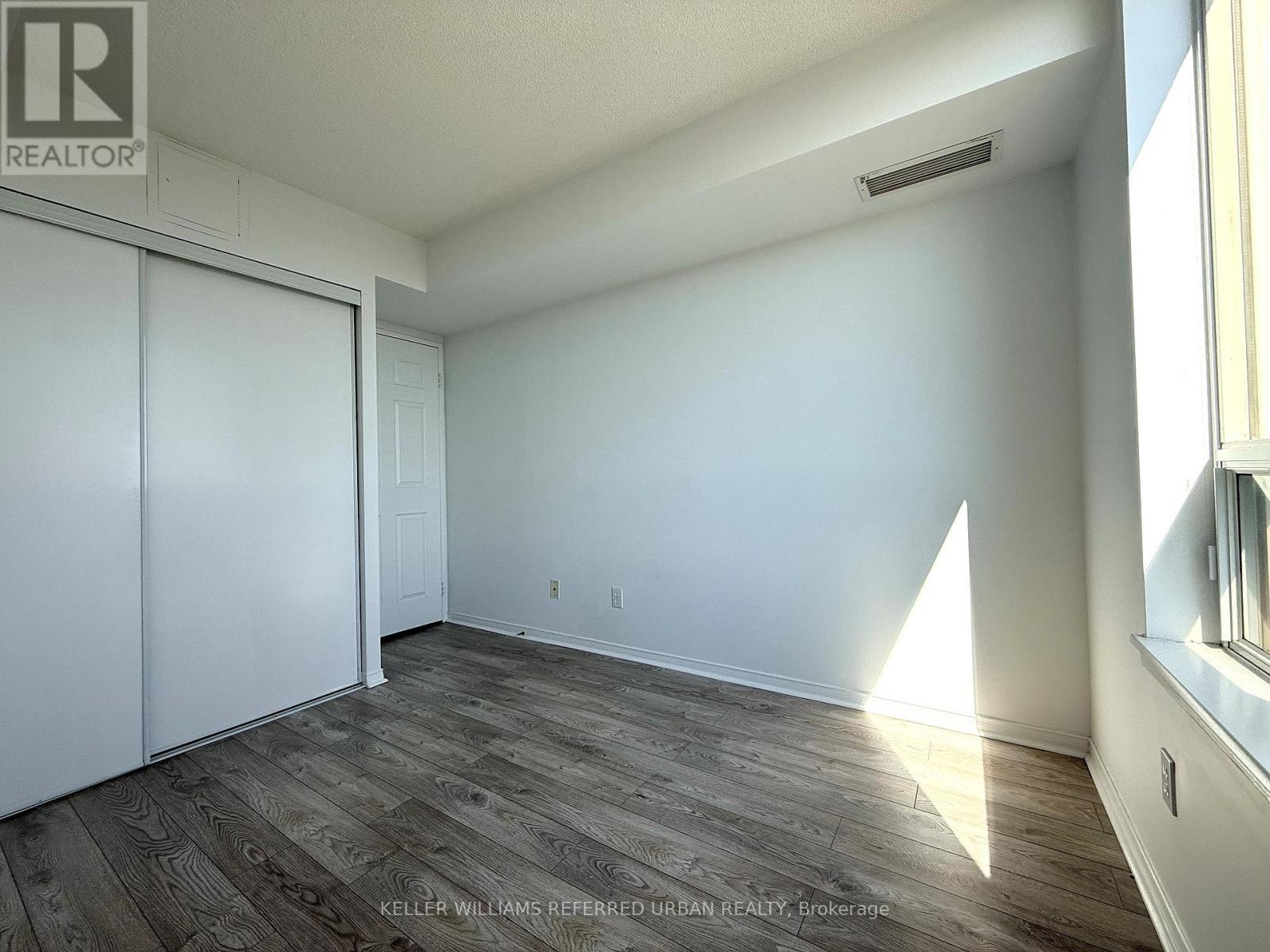 2104 - 18 Hillcrest Avenue, Toronto, Ontario  M2N 6T5 - Photo 15 - C12975514