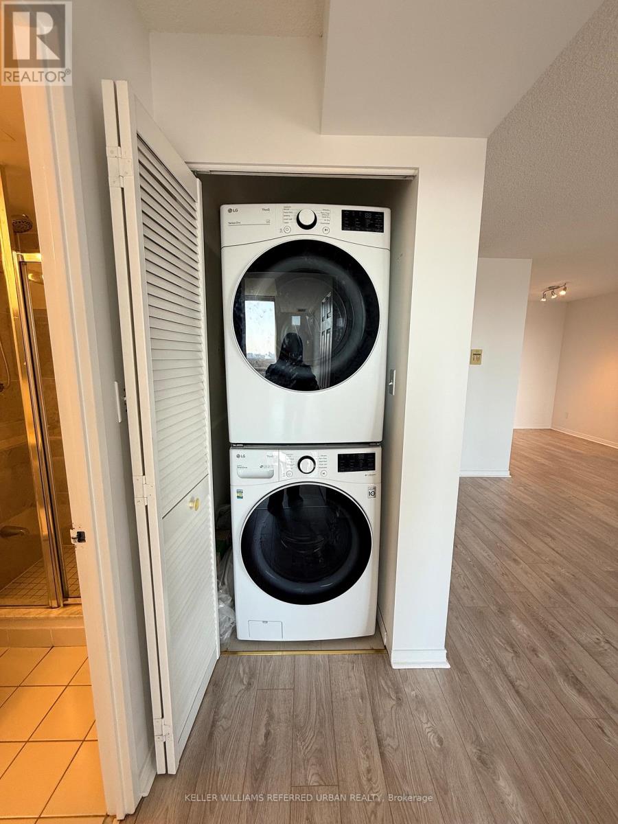 2104 - 18 Hillcrest Avenue, Toronto, Ontario  M2N 6T5 - Photo 17 - C12975514