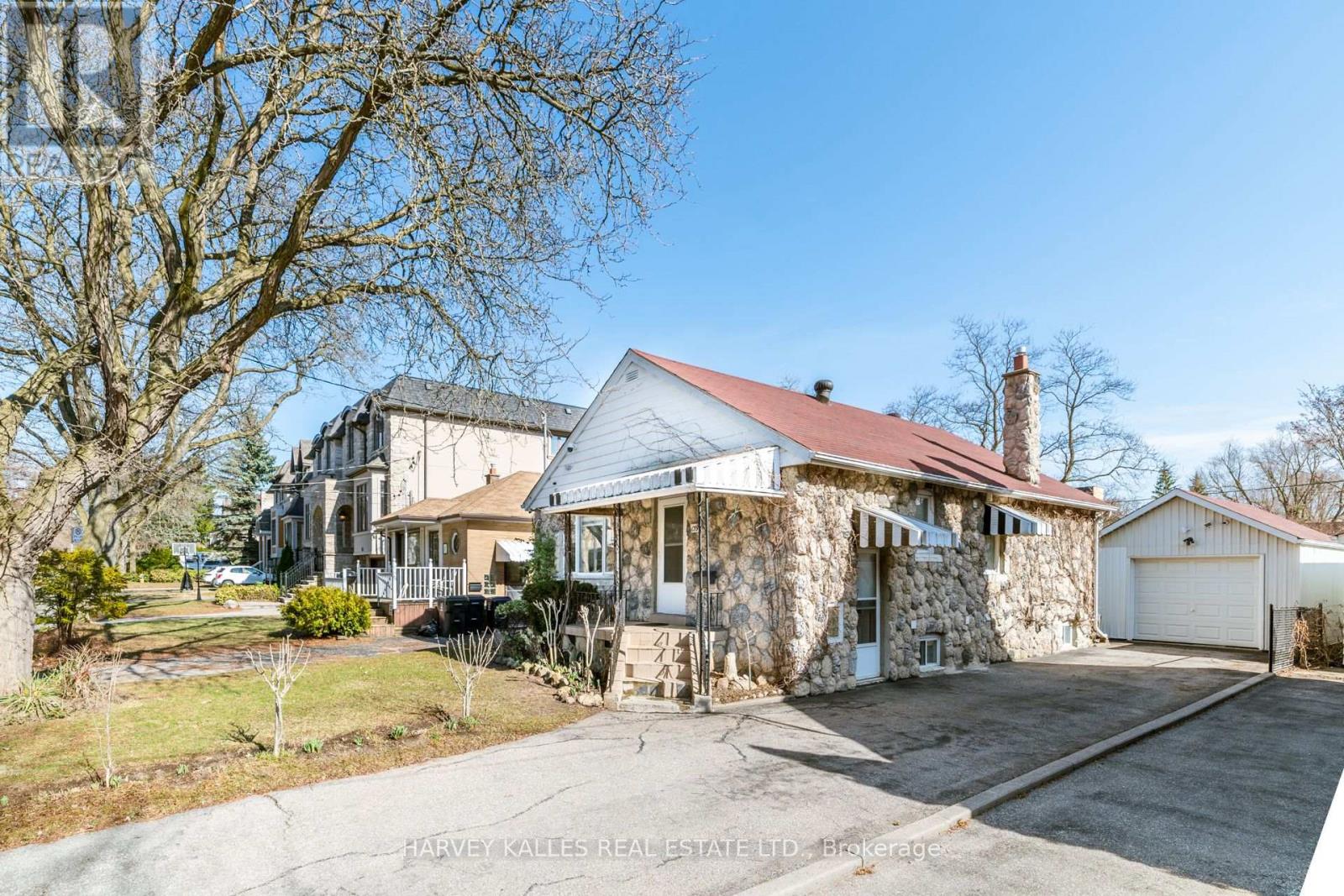 139 Kingsdale Avenue, Toronto, Ontario  M2N 3W8 - Photo 2 - C12975538