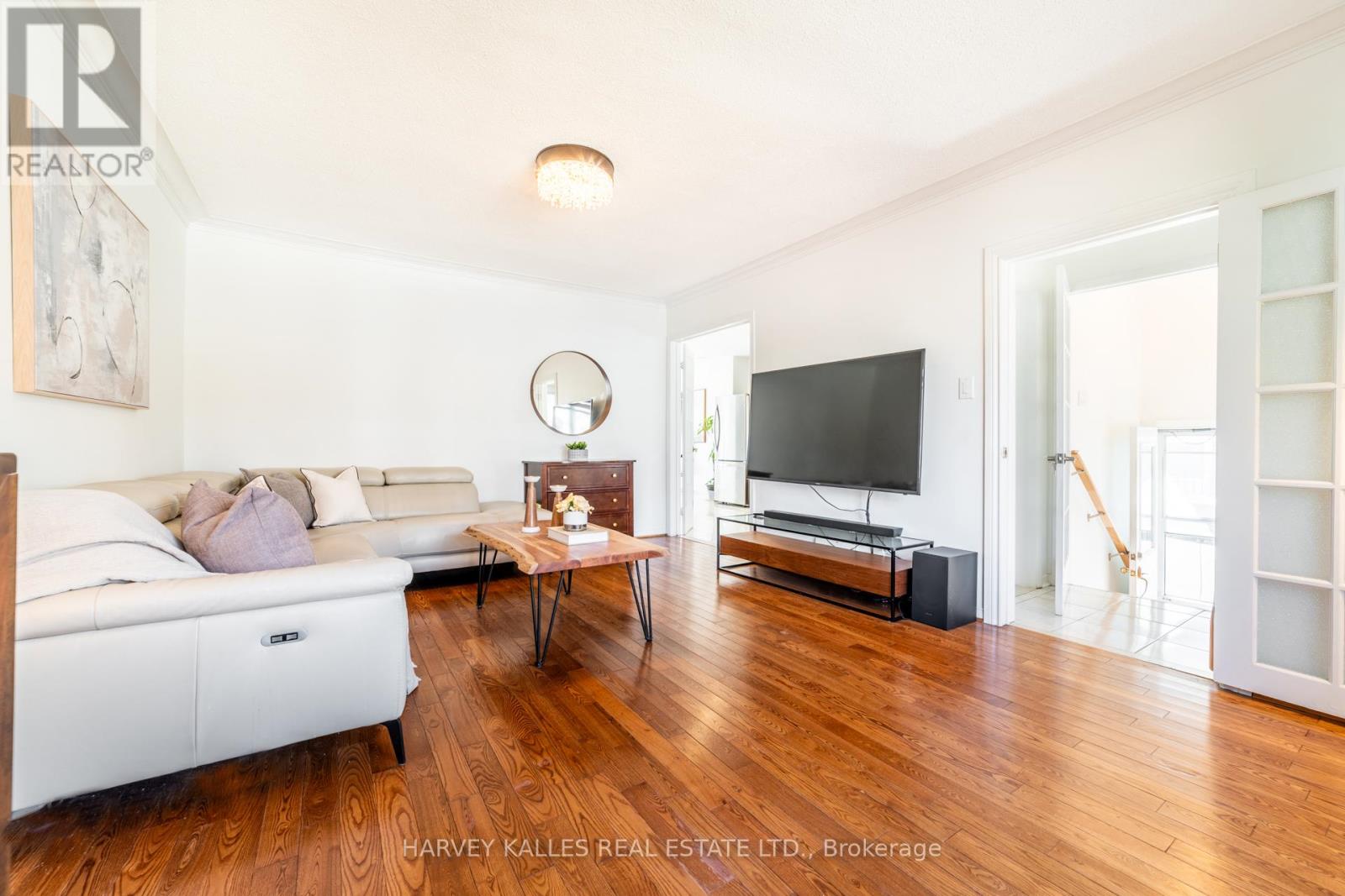 139 Kingsdale Avenue, Toronto, Ontario  M2N 3W8 - Photo 3 - C12975538