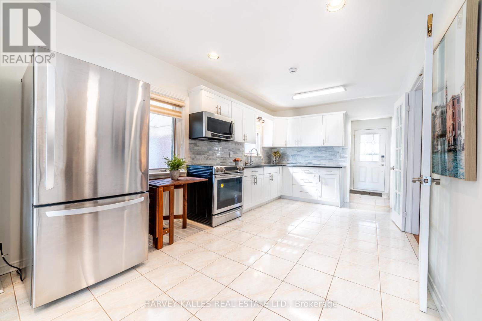 139 Kingsdale Avenue, Toronto, Ontario  M2N 3W8 - Photo 8 - C12975538