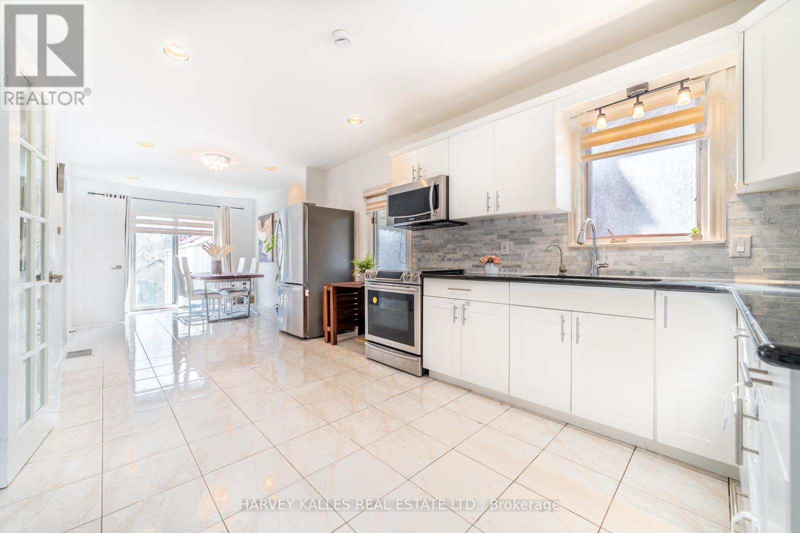 139 Kingsdale Avenue, Toronto, Ontario  M2N 3W8 - Photo 9 - C12975538