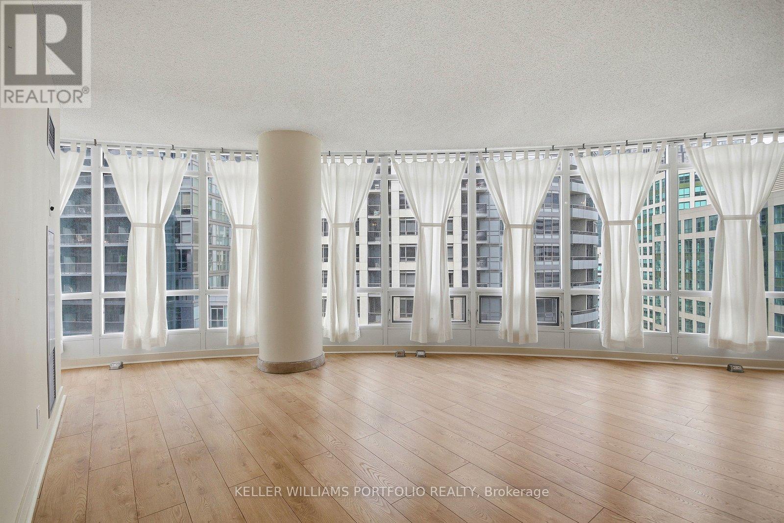 1710 - 361 Front Street W, Toronto, Ontario M5V 3R5 - Photo 15 - C12975620