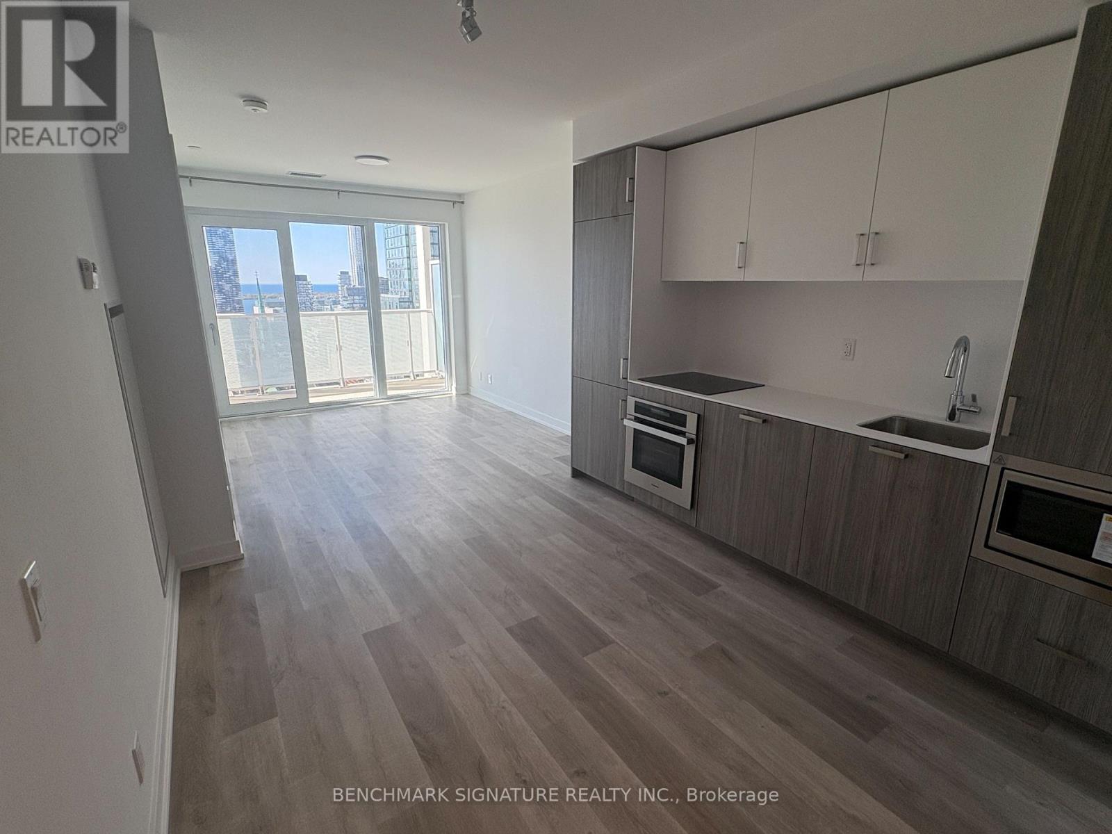 2908 - 88 Queen Street E, Toronto, Ontario M5C 0B6 - Photo 3 - C12975626